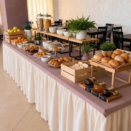 Hotel Villa Tina Easy Stay Room Only-2